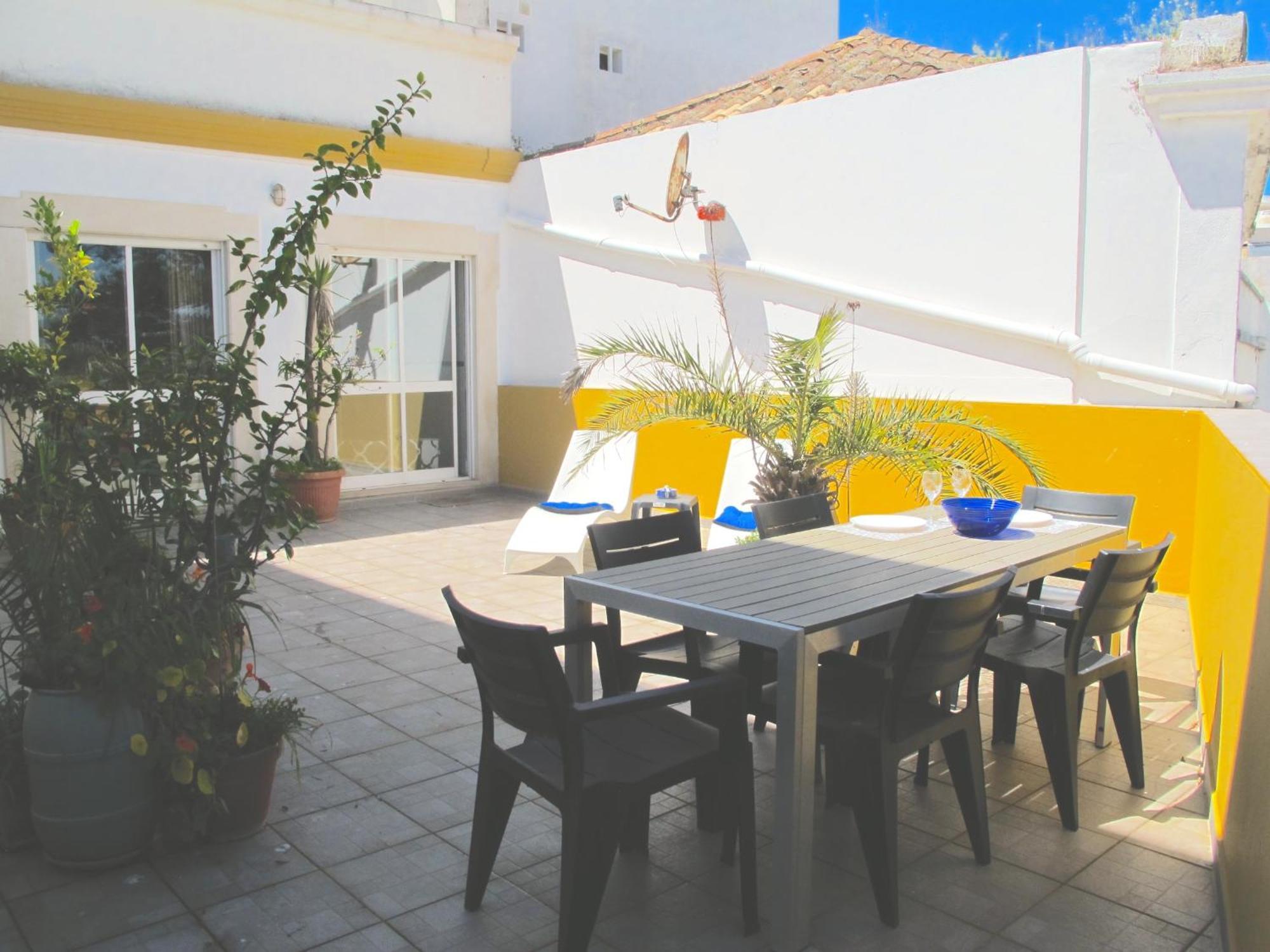 C25 - Town Center Apartment In Lagos Eksteriør billede